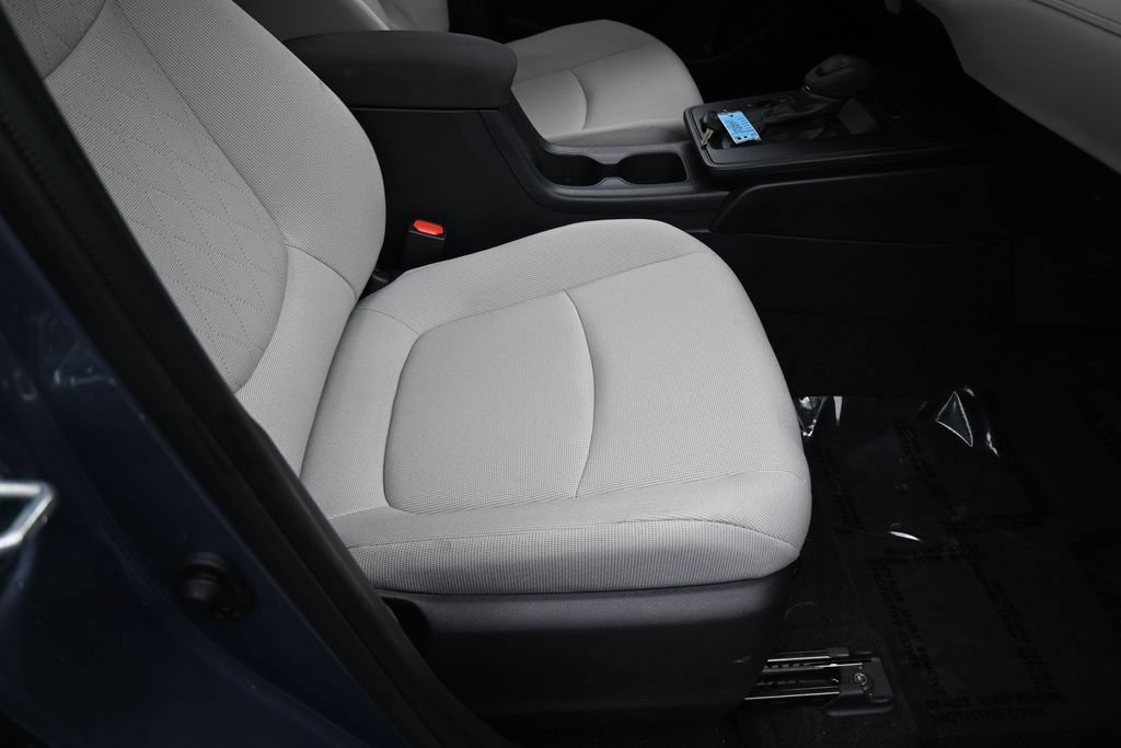 Used 2026 Toyota Corolla Cross L FWD image 36
