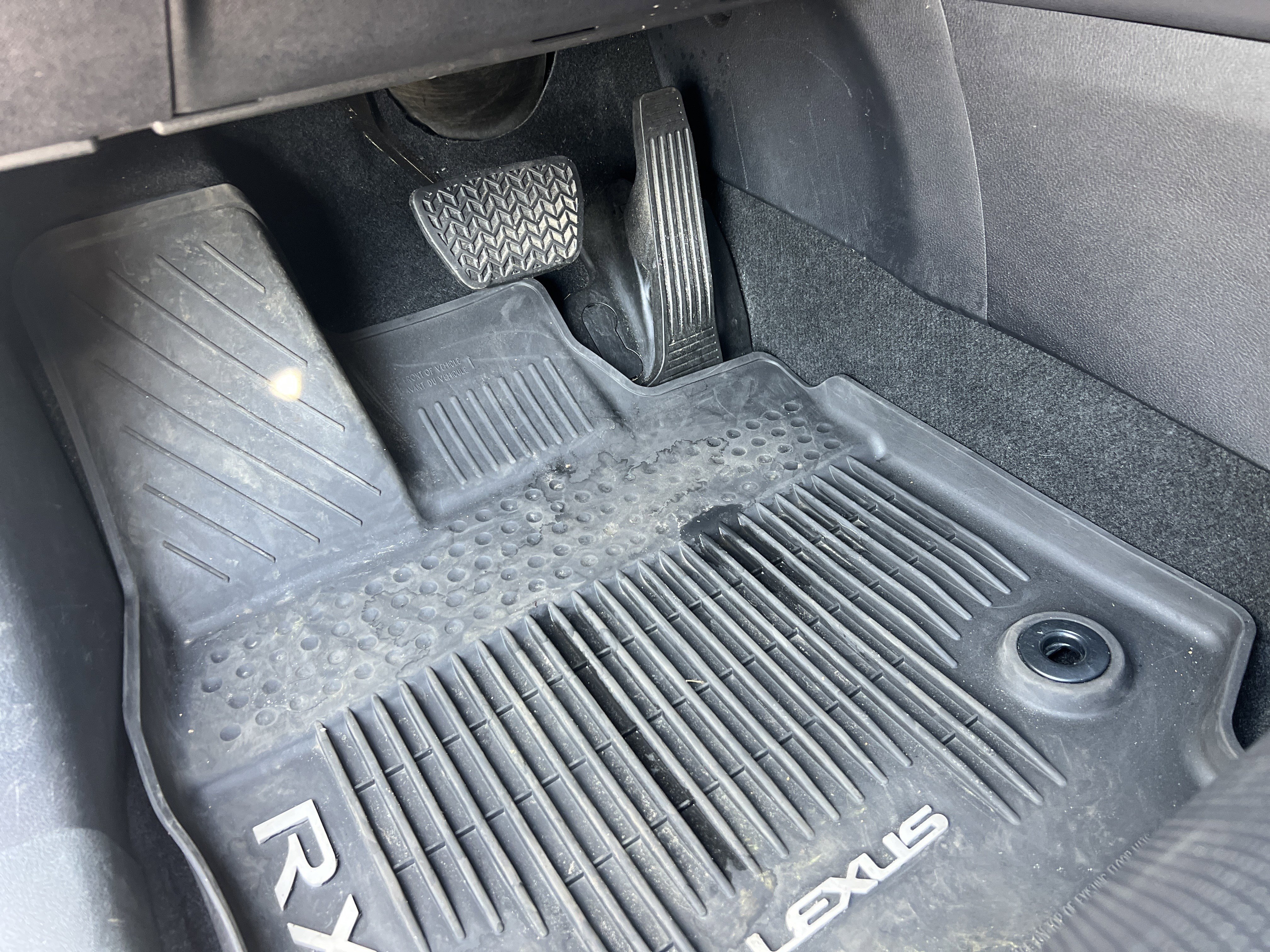 Used 2023 Lexus RX 350 w/ Accessory Package (Z1) AWD/4WD image 17