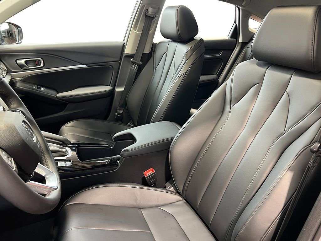 New 2025 Acura Integra image 13