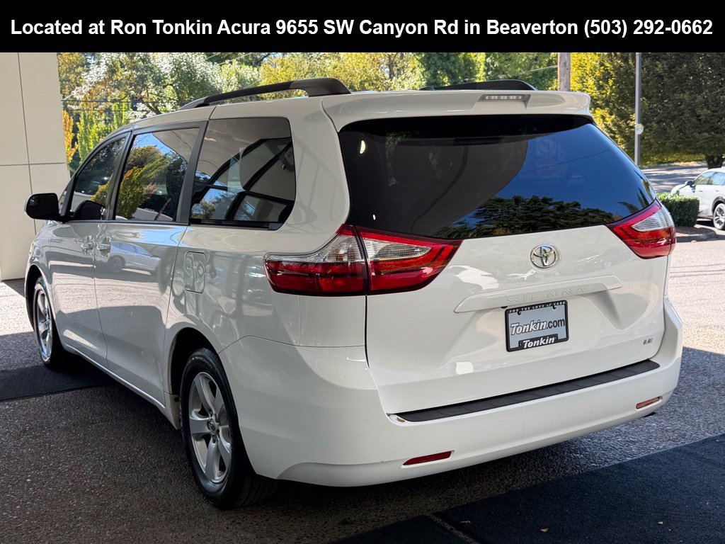Used 2017 Toyota Sienna LE FWD image 5