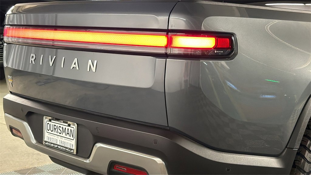 Used 2022 Rivian R1T Launch Edition image 6
