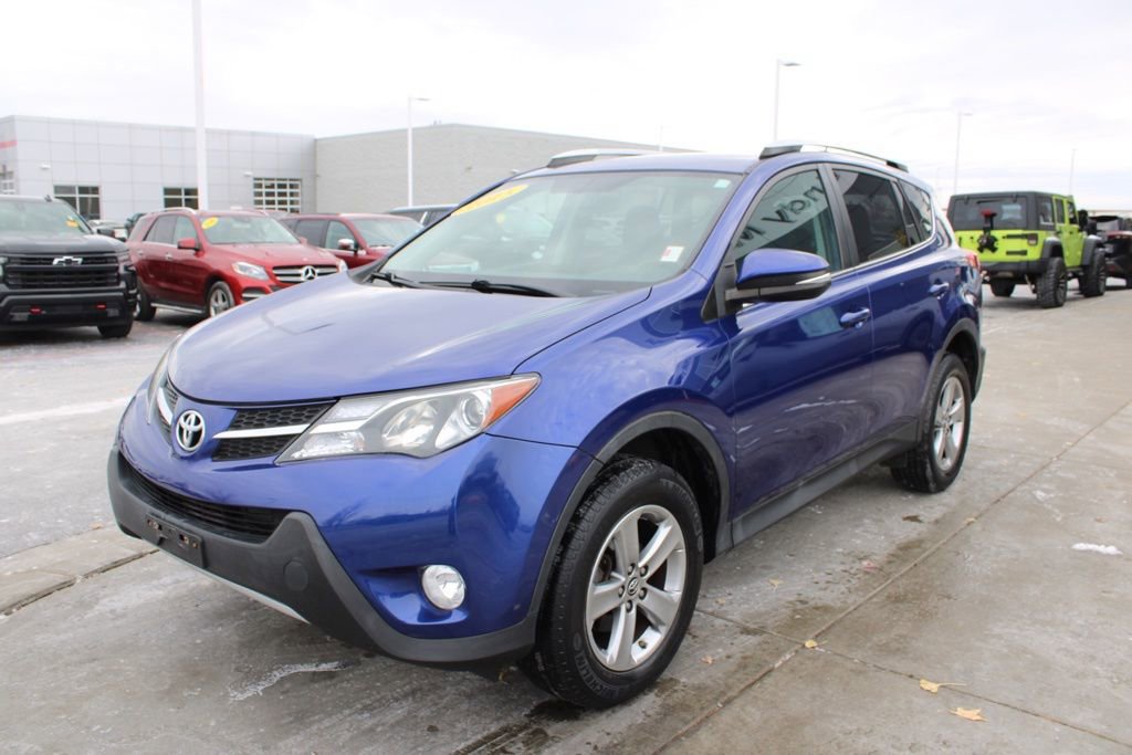 Used 2015 Toyota RAV4 XLE image 3