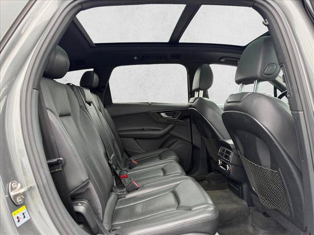 Used 2017 Audi Q7 3.0T Premium Plus AWD/4WD image 18