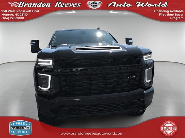 Used 2022 Chevrolet Silverado 2500 Custom w/ Custom Value Package image 2