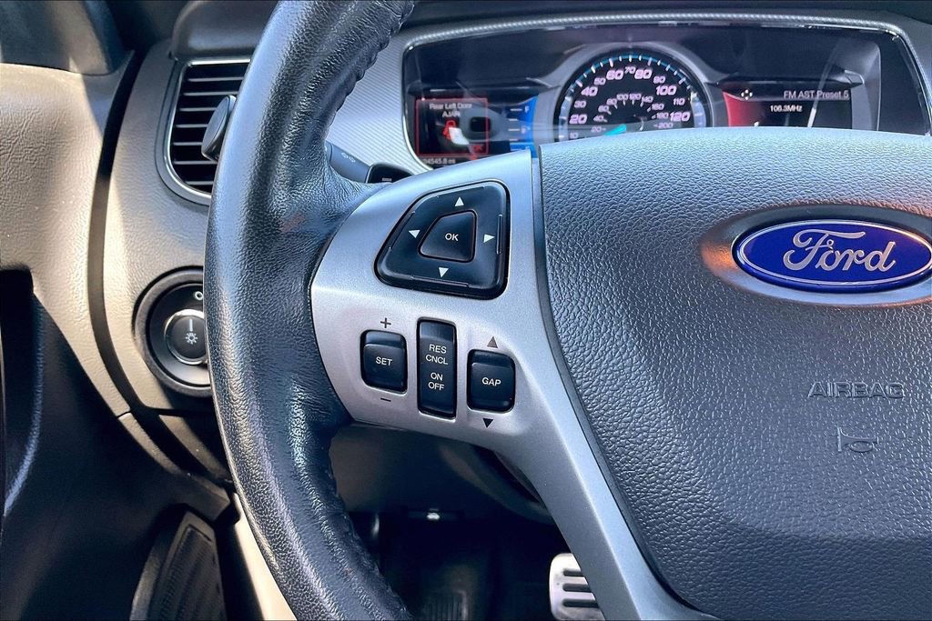 Used 2018 Ford Taurus SHO w/ Driver Assist Package image 10