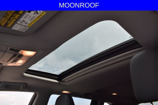 Used 2015 Toyota Highlander XLE AWD/4WD image 6