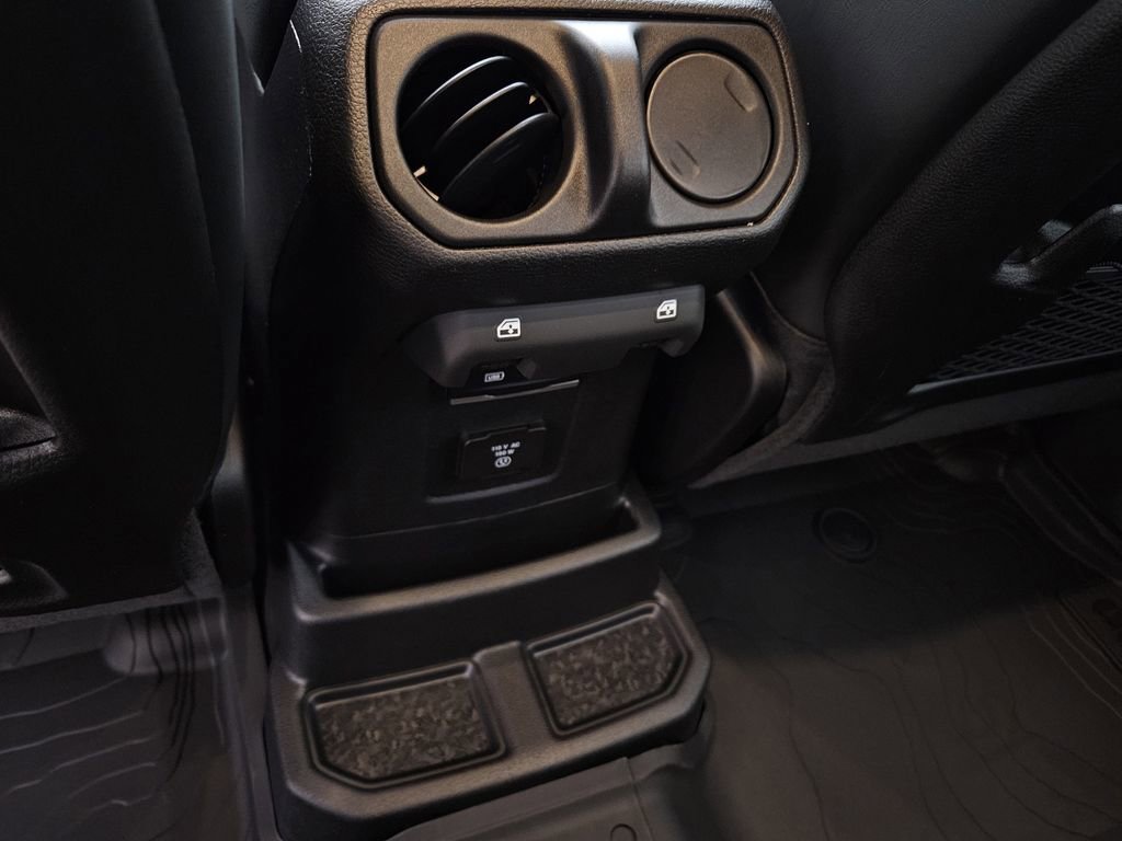 New 2026 Jeep Wrangler Unlimited Rubicon AWD/4WD image 12