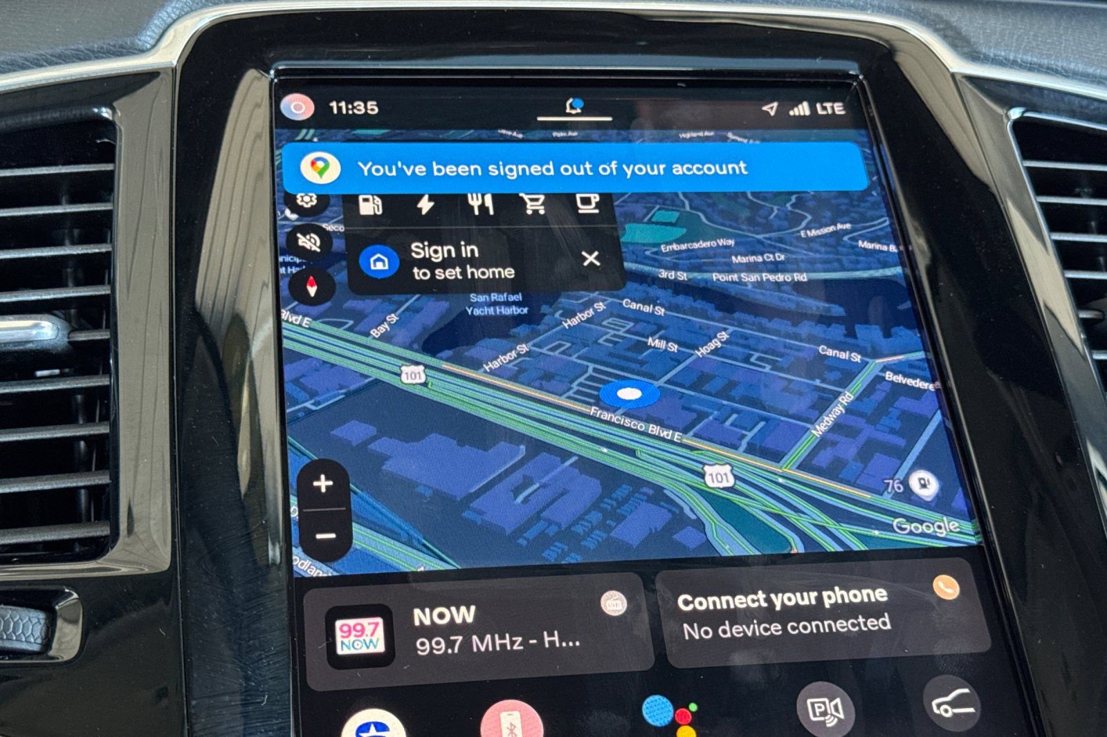 Certified 2024 Volvo XC90 T8 Plus w/ Protection Package Premier image 22