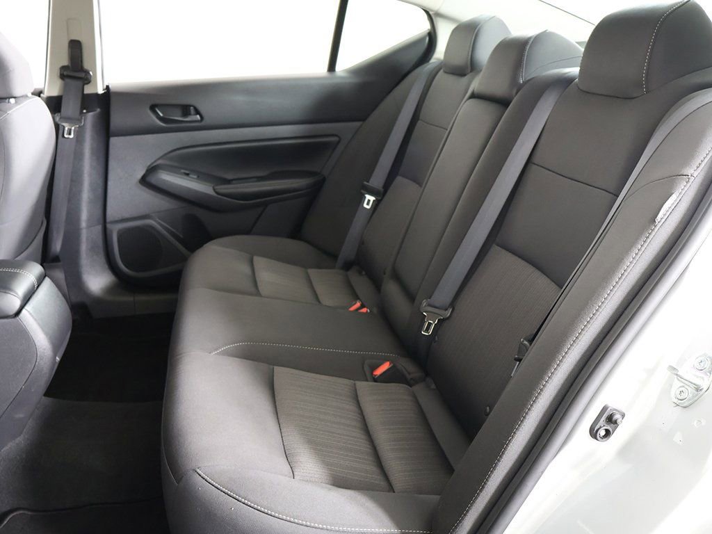 Used 2024 Nissan Altima 2.5 SV image 27