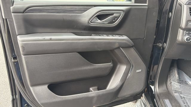Used 2022 GMC Yukon SLT w/ SLT Luxury Package AWD/4WD image 10