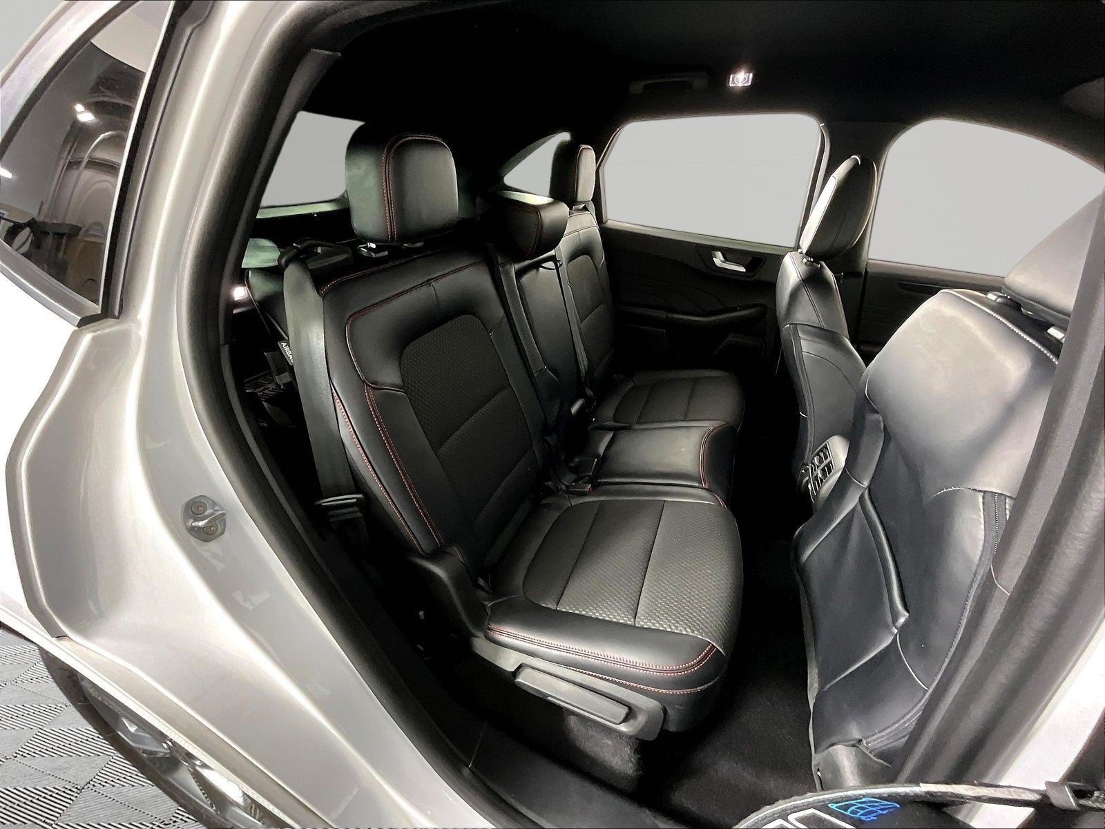 Used 2023 Ford Escape ST-Line Select AWD/4WD image 24