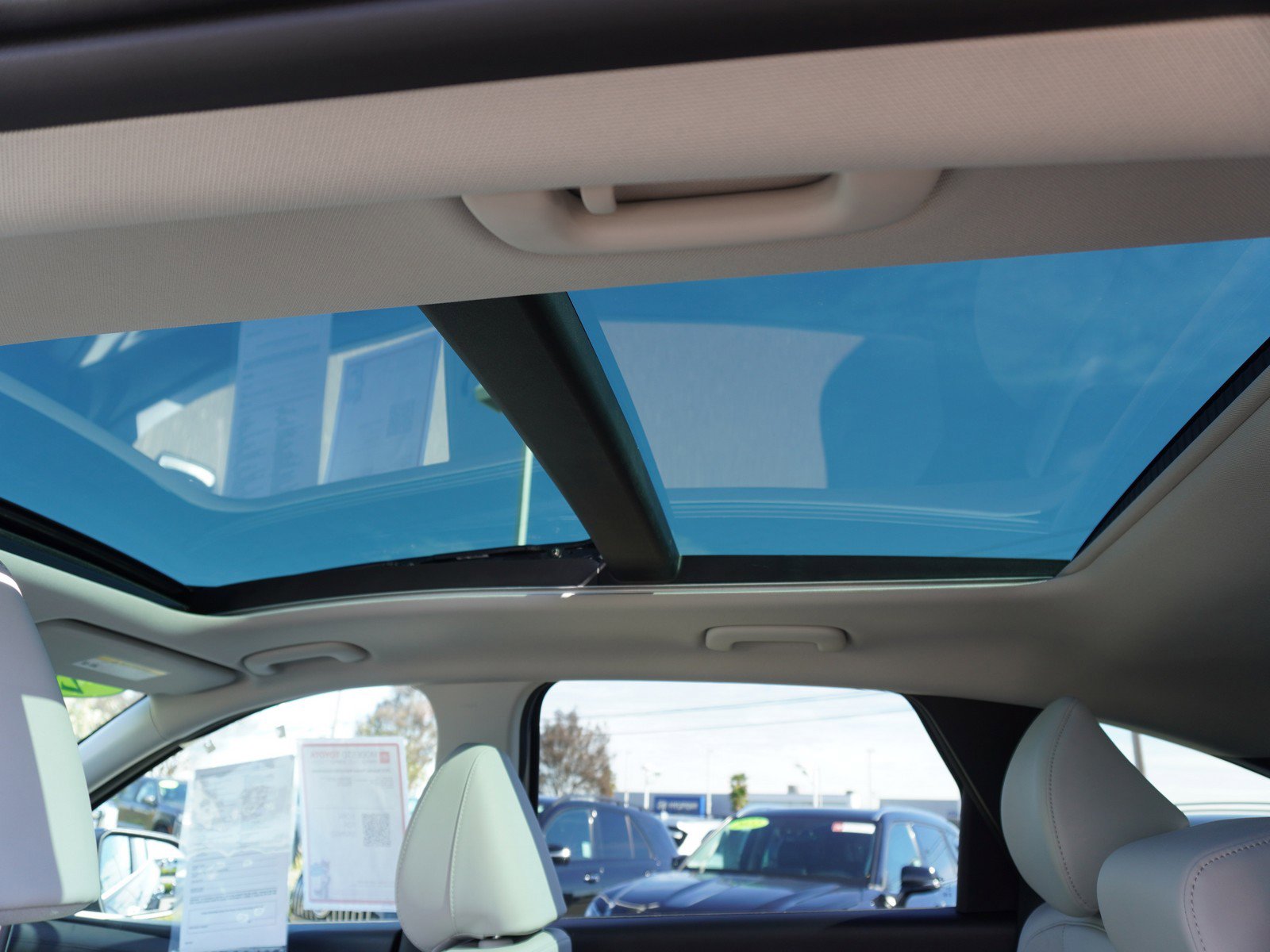 Used 2025 Hyundai Tucson SEL image 14