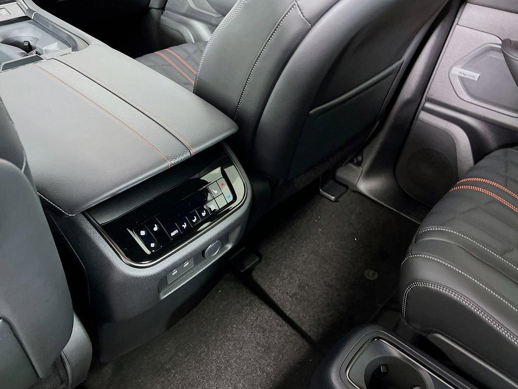 New 2026 Nissan Armada PRO-4X image 24