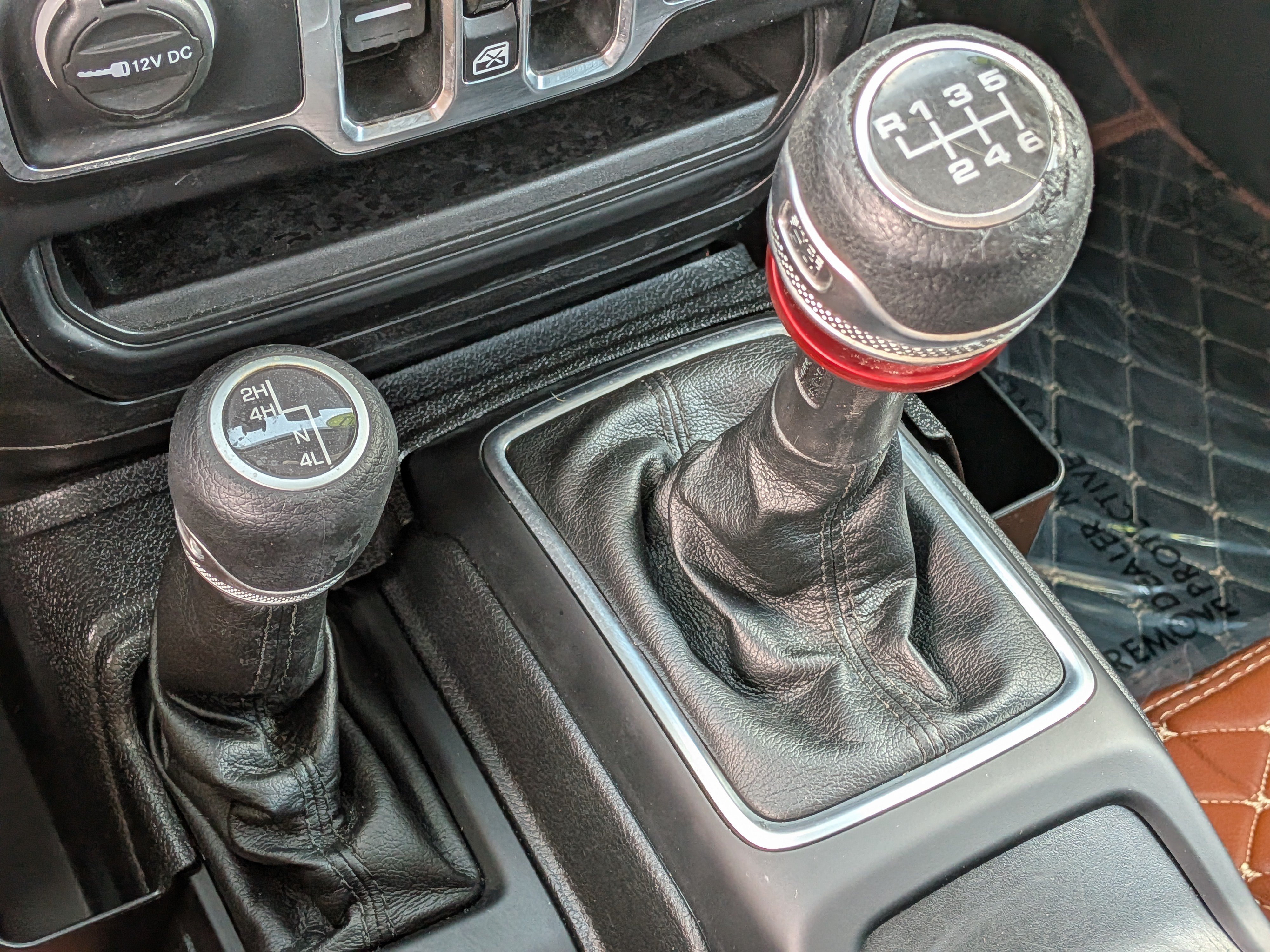 Used 2021 Jeep Gladiator Sport AWD/4WD image 30