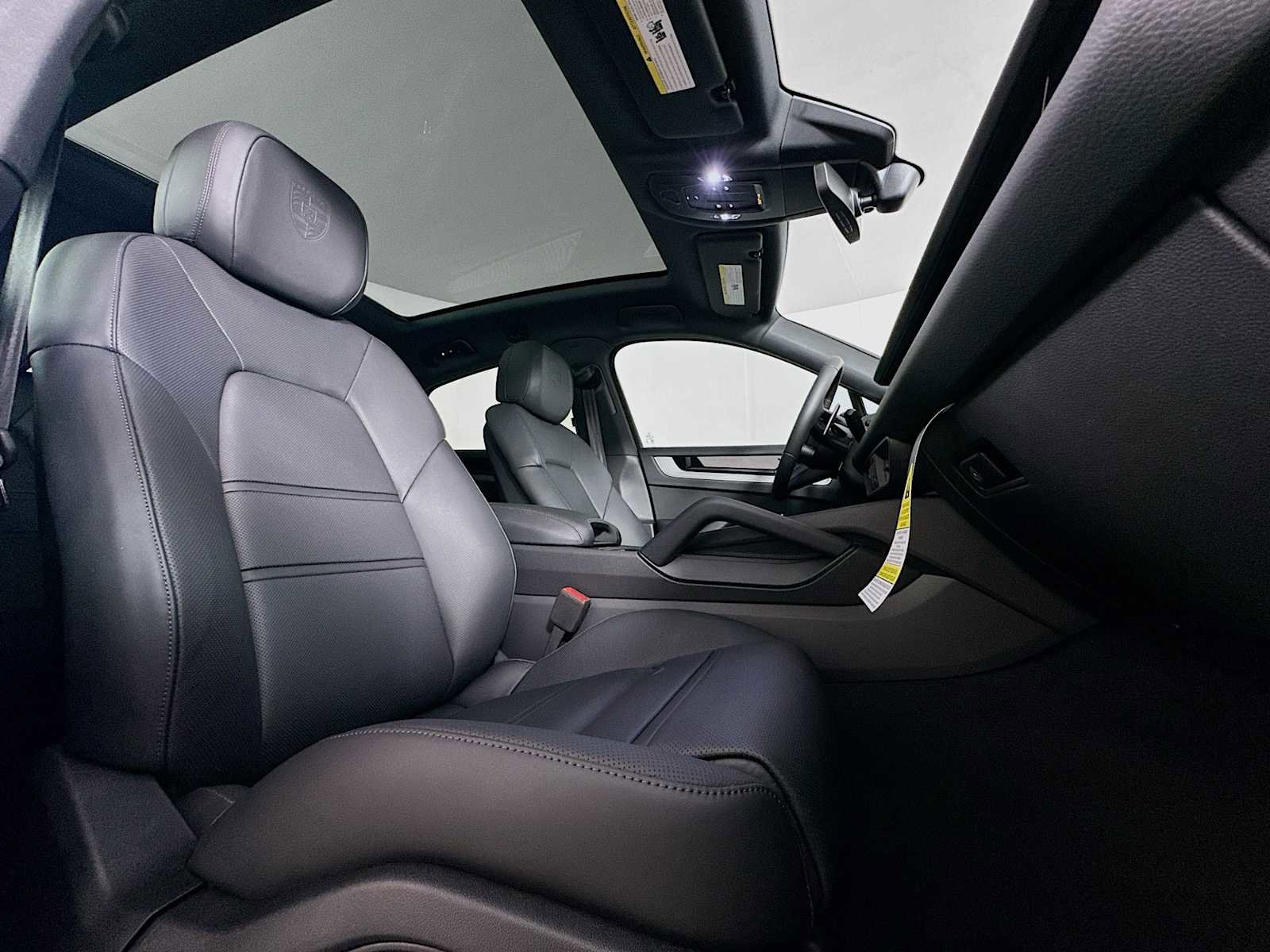 New 2026 Porsche Cayenne Coupe image 29