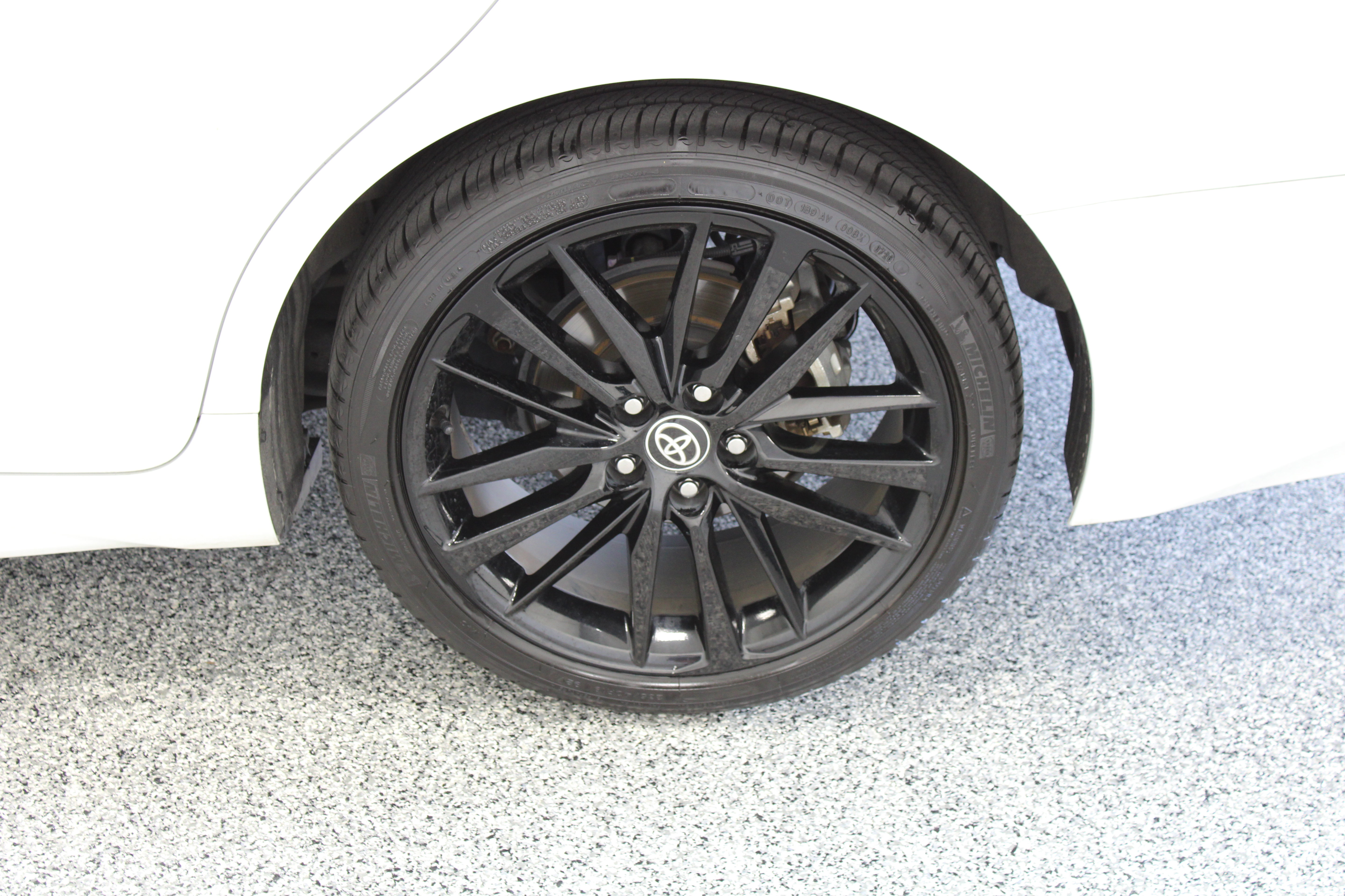 Used 2023 Toyota Camry XSE FWD image 10