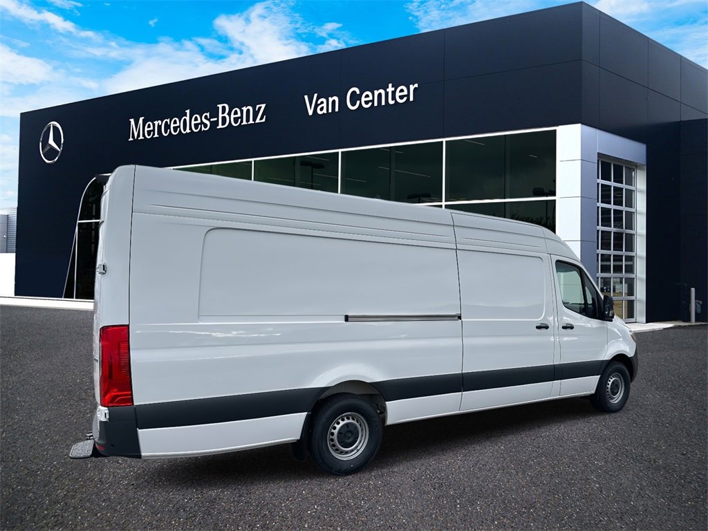 New 2026 Mercedes-Benz Sprinter 2500 image 3
