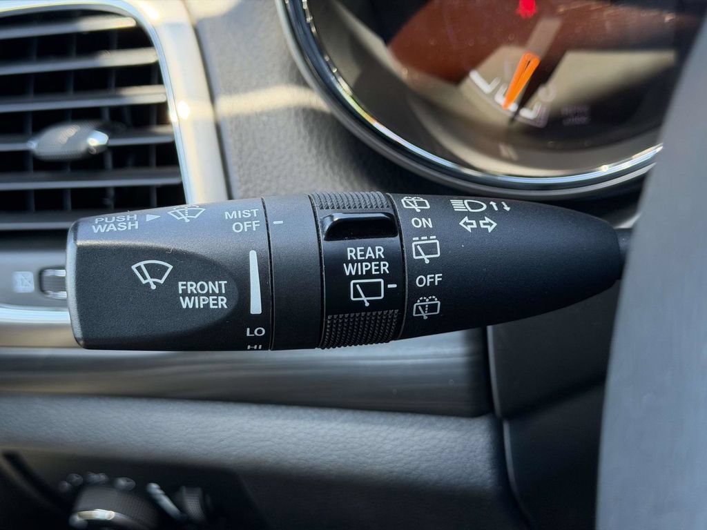Certified 2020 Jeep Grand Cherokee Laredo AWD/4WD image 27