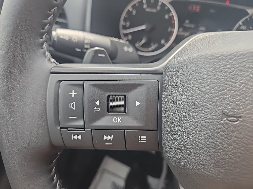 New 2026 Nissan Rogue SV image 17