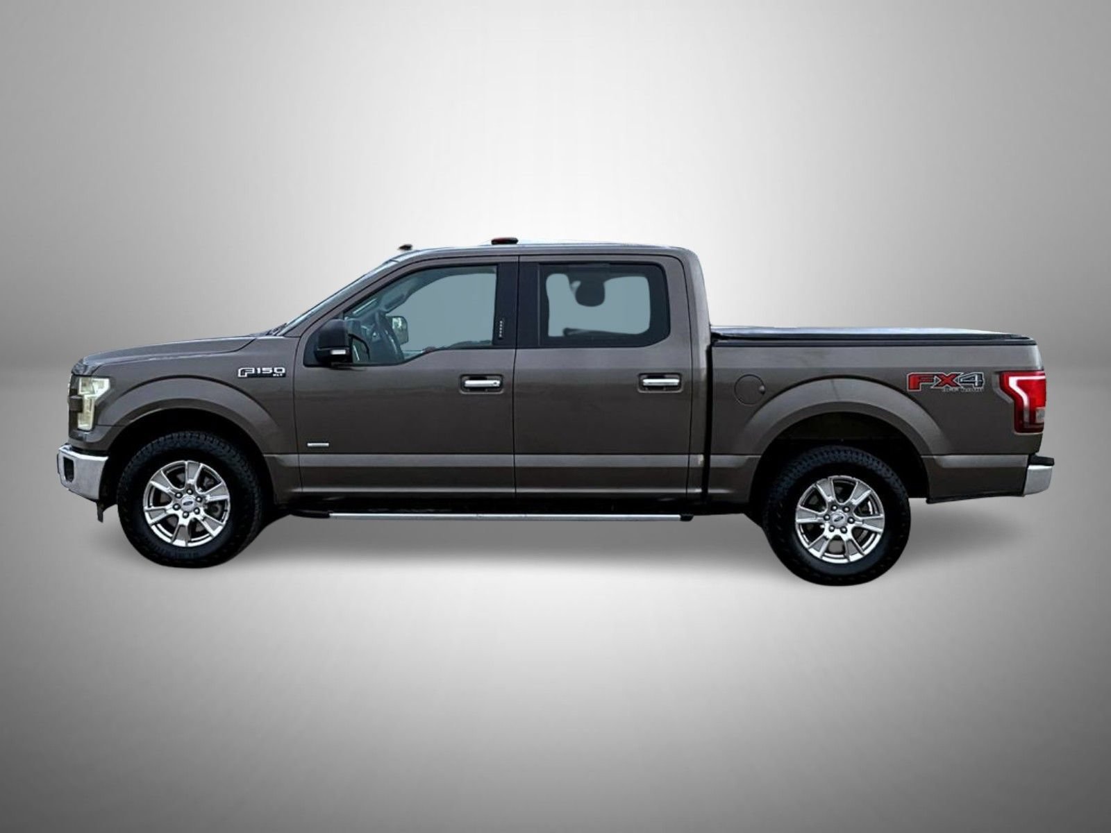 Used 2016 Ford F150 XLT w/ Equipment Group 301A Mid AWD/4WD image 8
