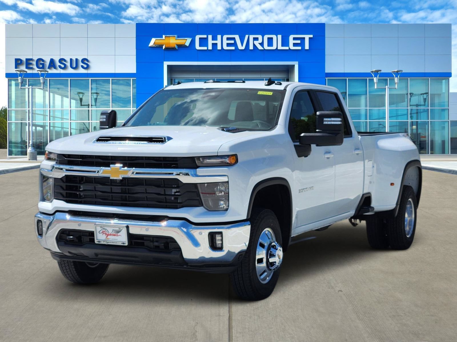 New 2026 Chevrolet Silverado 3500 LT w/ Safety Package AWD/4WD video 2