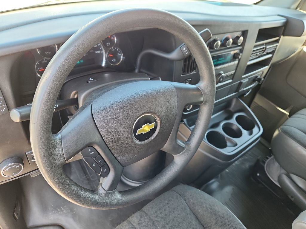 Used 2021 Chevrolet Express 2500 w/ Driver Convenience Package image 8