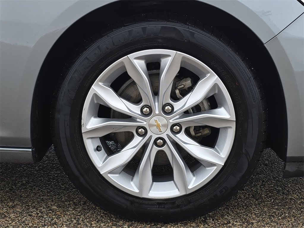 Used 2023 Chevrolet Malibu LT image 34