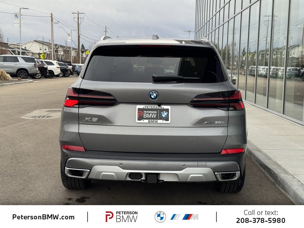 New 2026 BMW X5 xDrive50e image 5