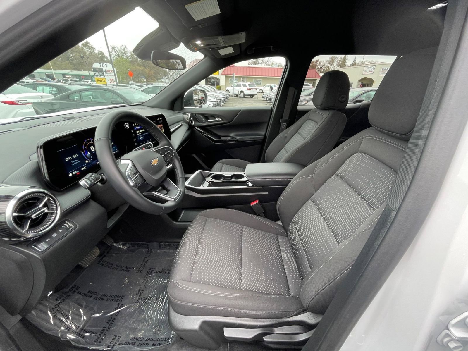 Used 2025 Chevrolet Equinox LT image 25