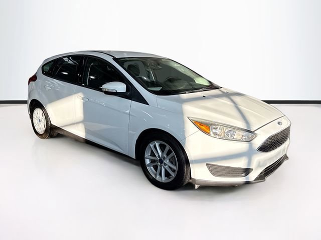 Used 2017 Ford Focus SE image 3