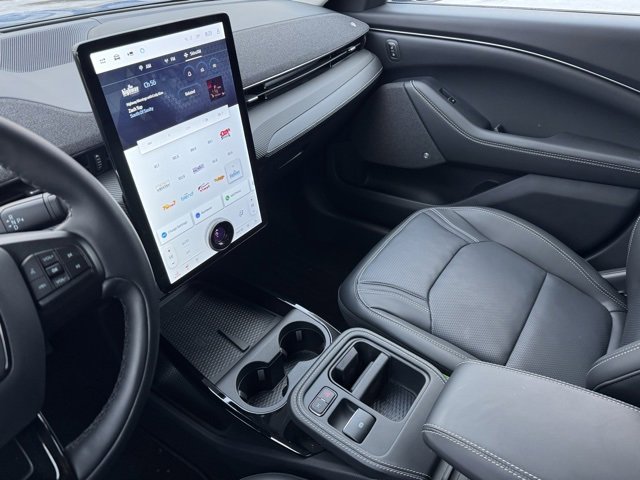 Certified 2025 Ford Mustang Mach-E Premium image 13