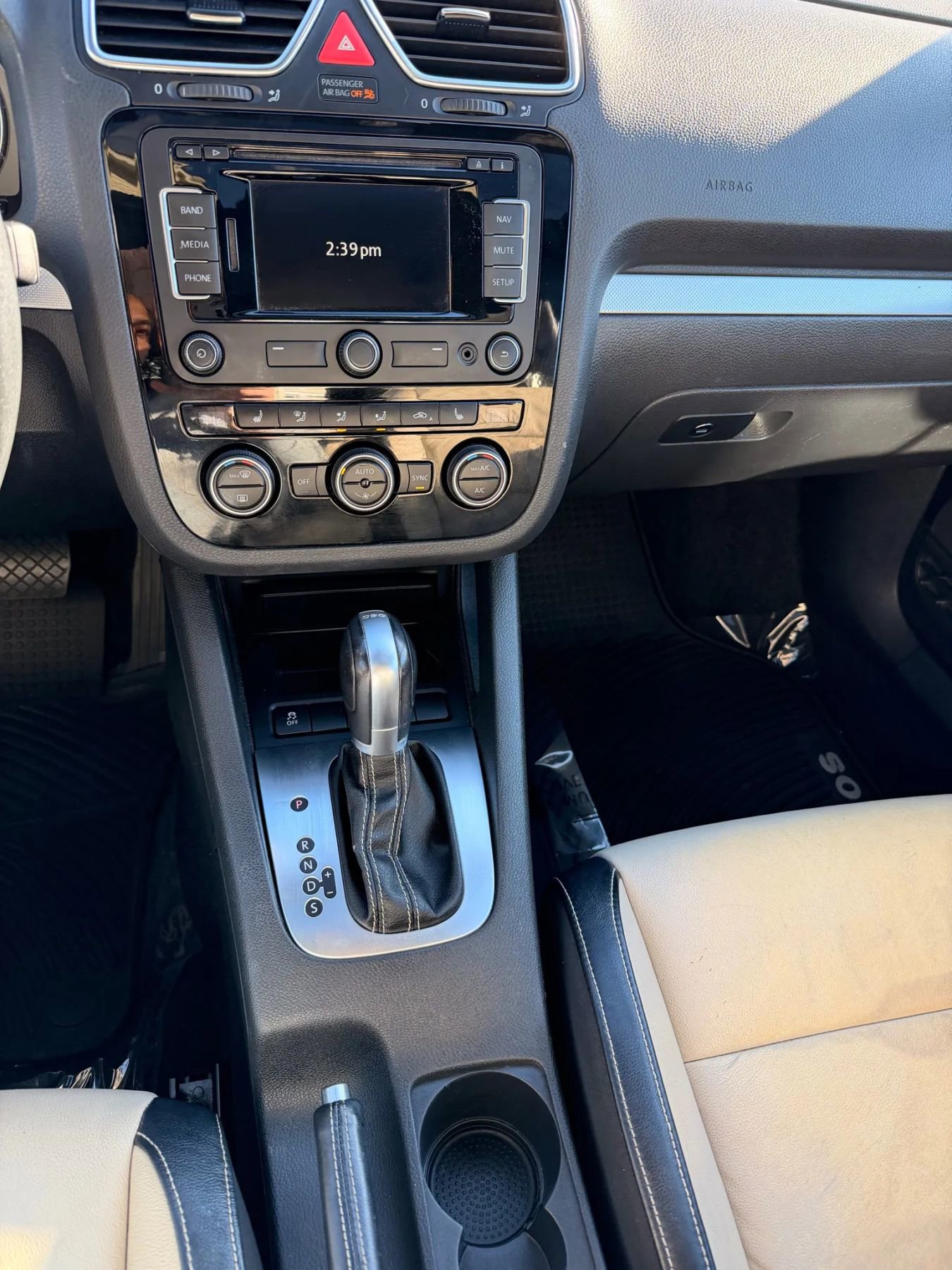 Used 2015 Volkswagen Eos Final Edition image 42