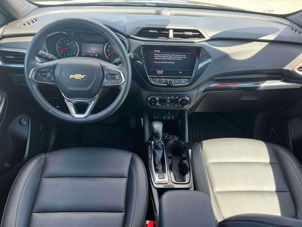 Used 2023 Chevrolet TrailBlazer ACTIV w/ Sun and Liftgate Package AWD/4WD image 14