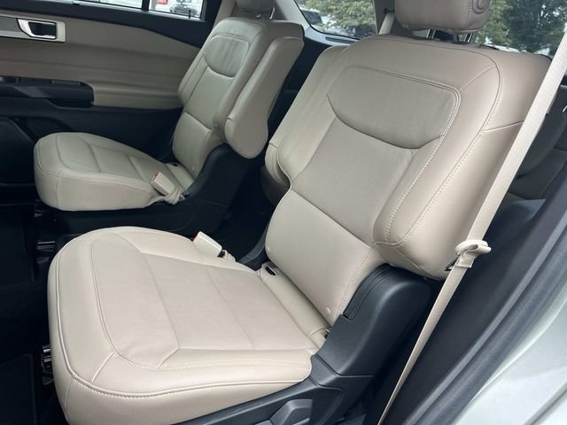 Used 2020 Ford Explorer Limited RWD image 22