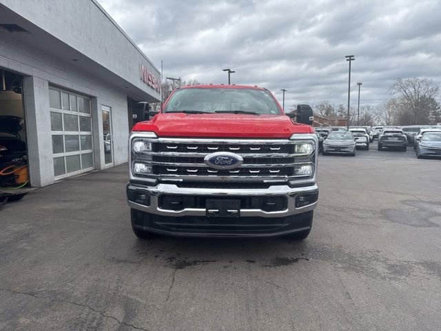 Used 2024 Ford F350 Lariat image 8