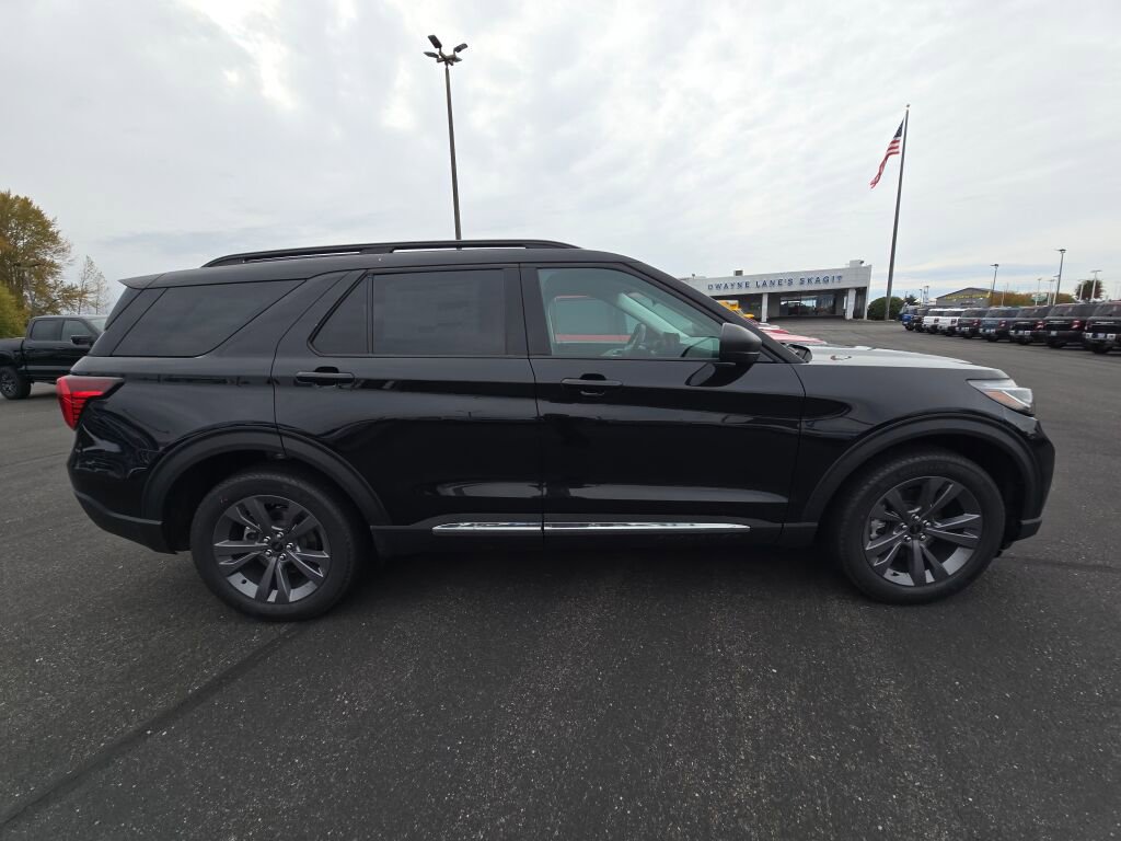 New 2025 Ford Explorer Active w/ Active Comfort Package image 5