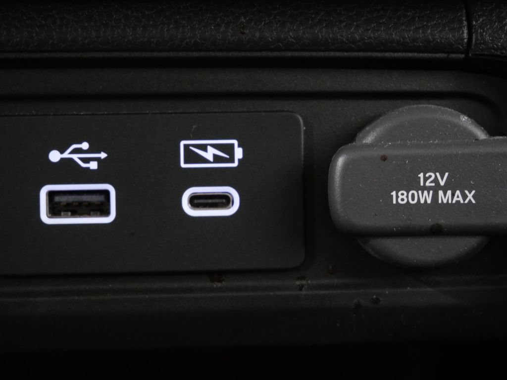 Used 2024 Honda Pilot TrailSport image 19