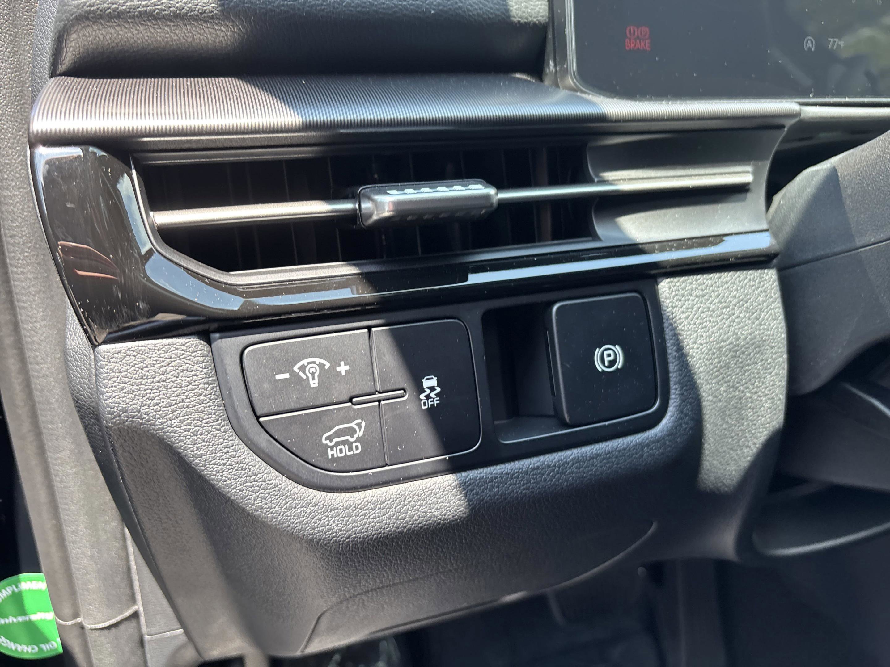 New 2026 Kia Sportage SX image 27