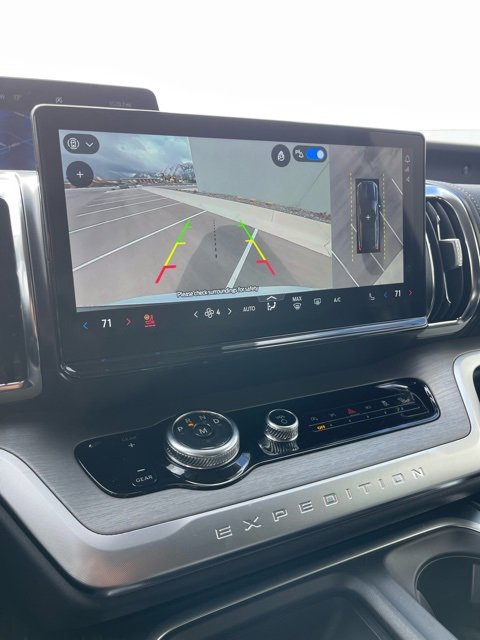 Used 2025 Ford Expedition Platinum w/ Driver's Package image 22