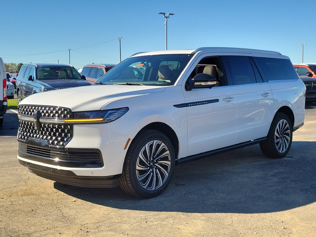 New 2027 Lincoln Navigator L Black Label AWD/4WD image 8