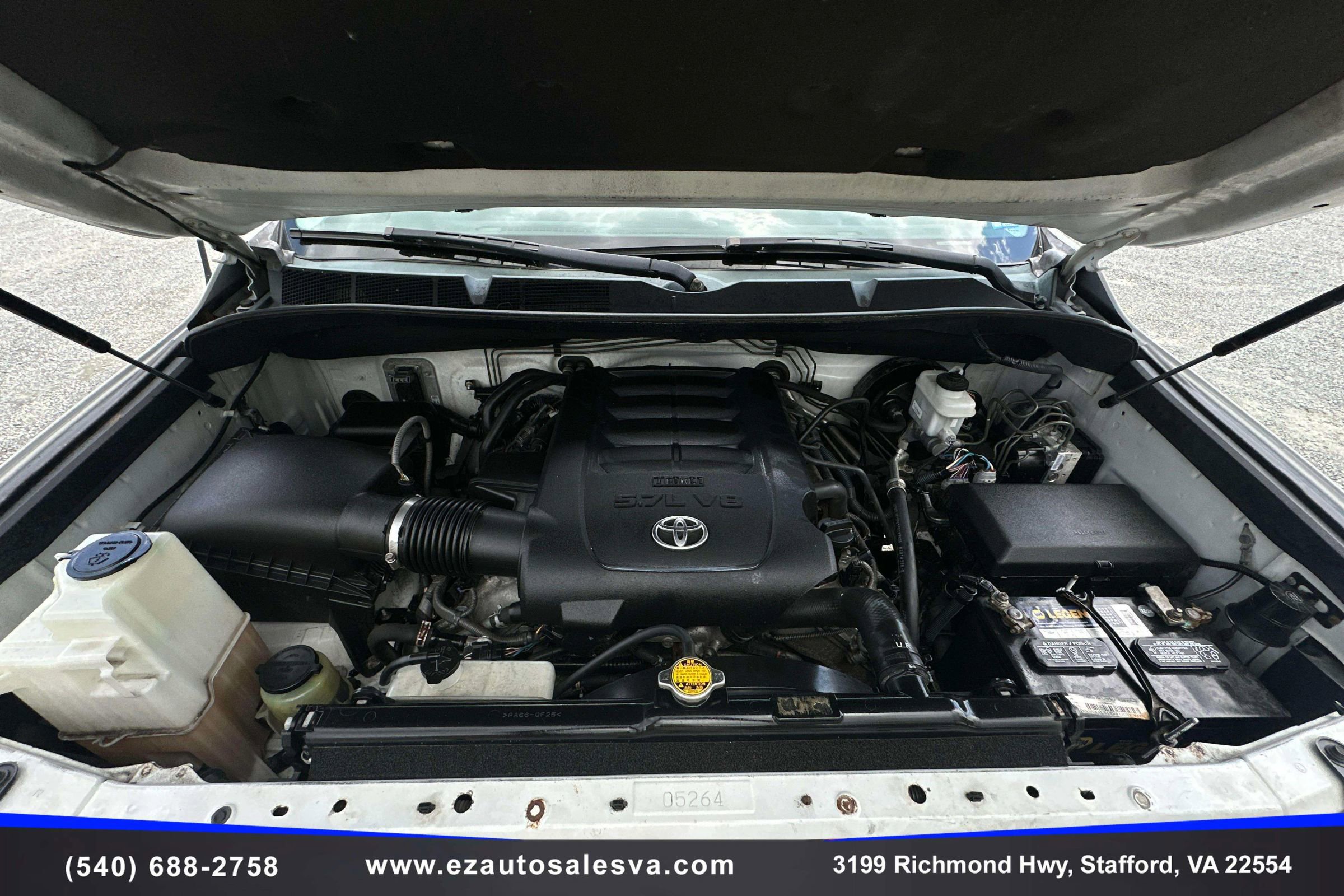 Used 2015 Toyota Tundra SR5 w/ SR5 Upgrade Package AWD/4WD image 12