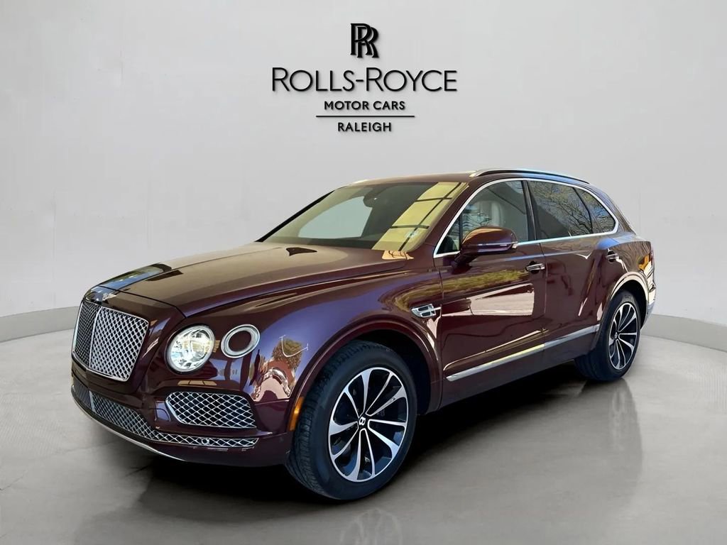 Used 2017 Bentley Bentayga image 1
