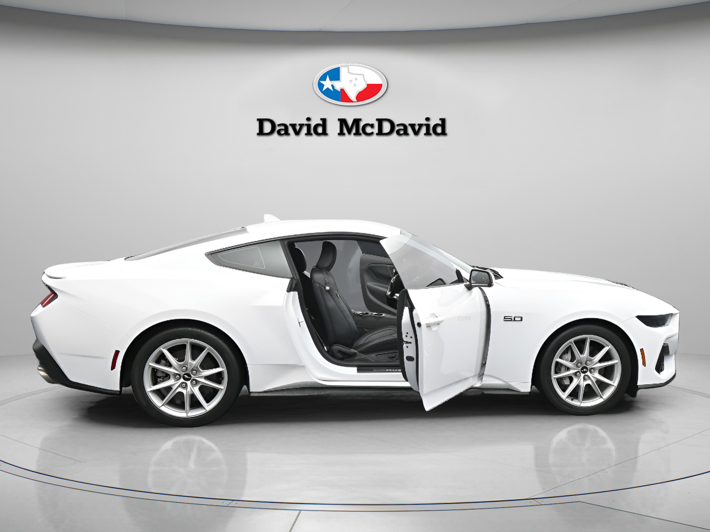 Used 2025 Ford Mustang GT Premium RWD image 40