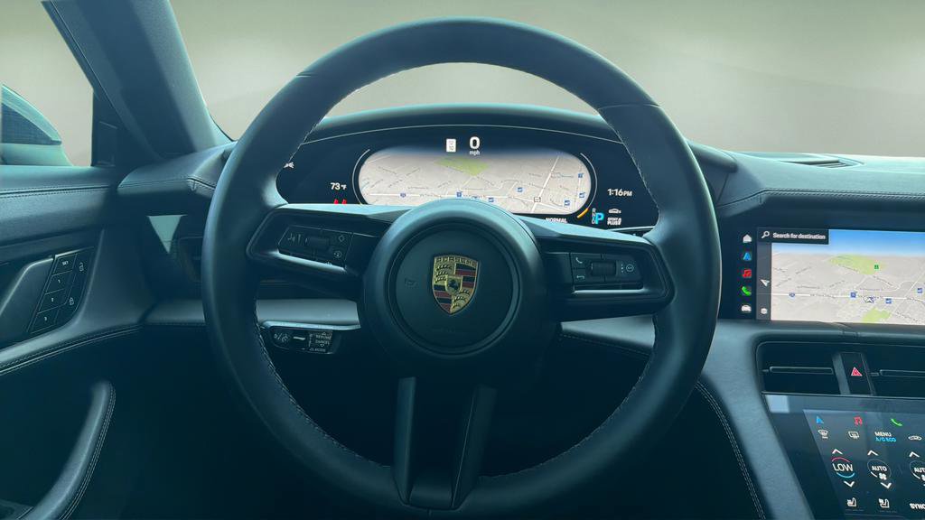 Used 2023 Porsche Taycan 4S w/ Premium Package image 9