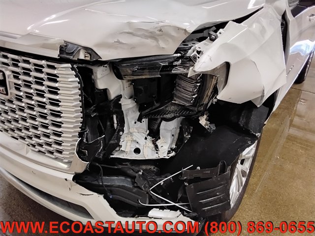 Used 2023 GMC Yukon XL Denali AWD/4WD image 18