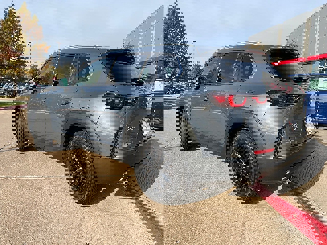 Used 2025 MAZDA CX-50 AWD 2.5 S w/ Select Package image 8