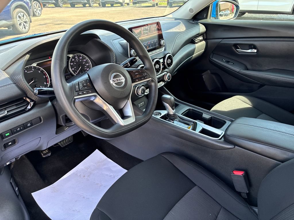 Used 2023 Nissan Sentra SV FWD image 15