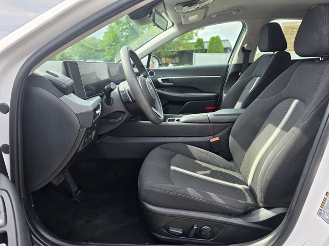 Used 2025 Hyundai Sonata SEL FWD image 22