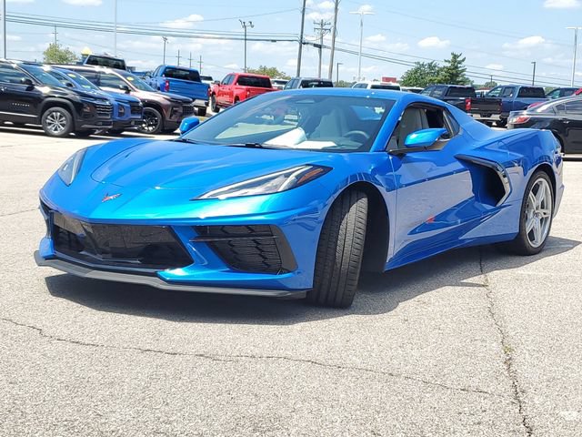 Used 2025 Chevrolet Corvette Stingray Convertible w/ 1LT RWD image 2