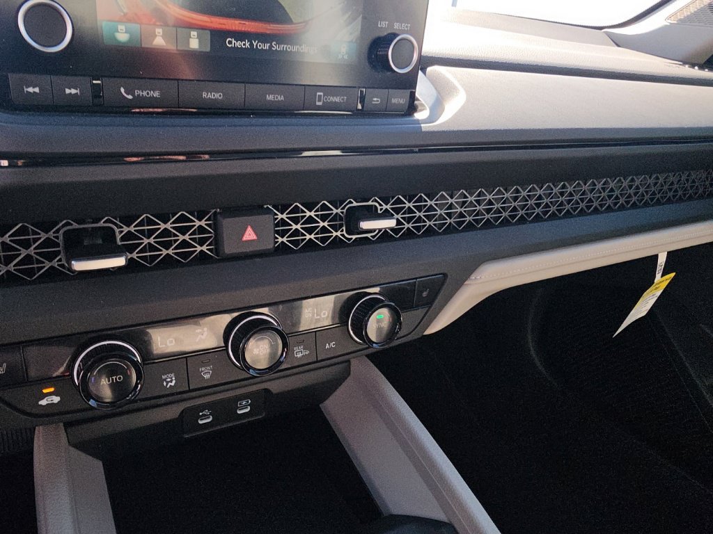 Certified 2025 Honda Accord SE image 20
